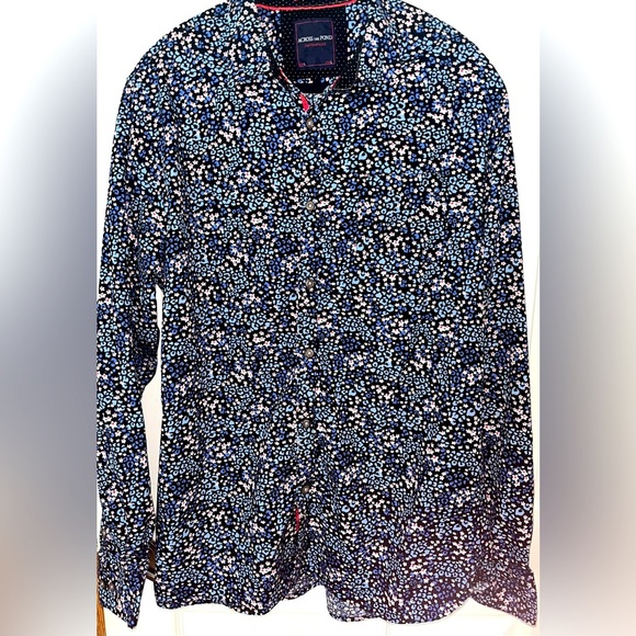 Across the Pond Floral and Polka Dot Button Up - Picture 1 of 3